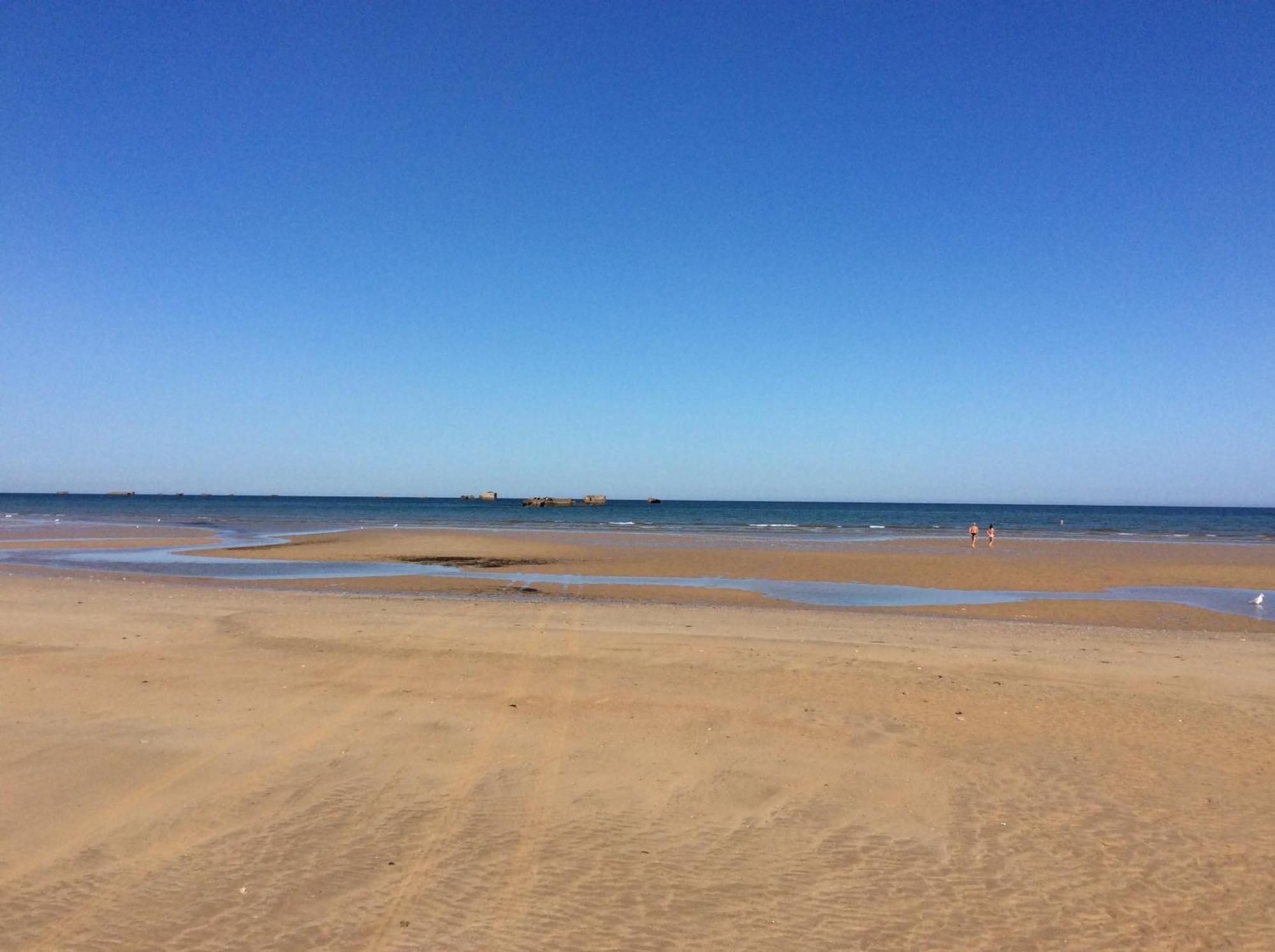 La Brise Marine Maison Renovee Cour Fermee Et Terrasse 800 M Plage Omaha Beach Avec Table De Ping Pong Proche Port En Bessin Vierville-sur-Mer Eksteriør billede